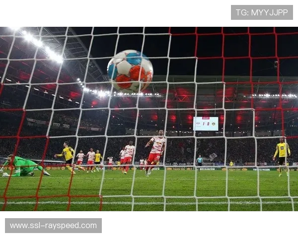 莱比锡红牛竞技场扩建完成，欧战容量提升至5万人